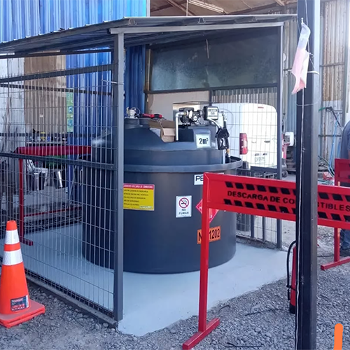 Instalación de estanques para petróleo industrial